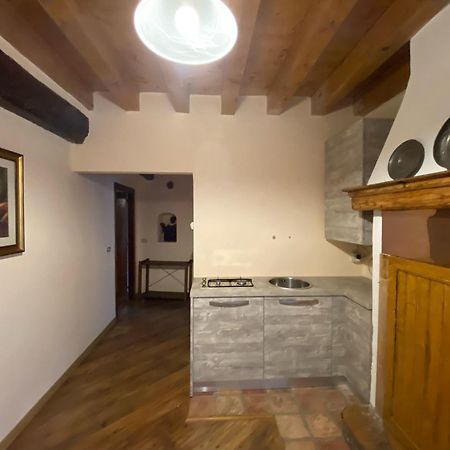 Loggia Apartman Vobarno Szoba fotó